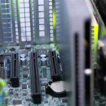 コンピューターハードウェア